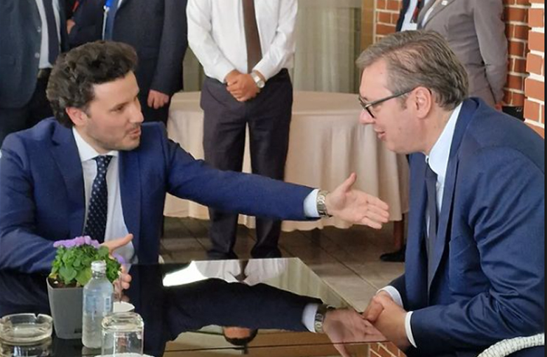 Vučić sa Abazovićem o regionu i „Otvorenom Balkanu“