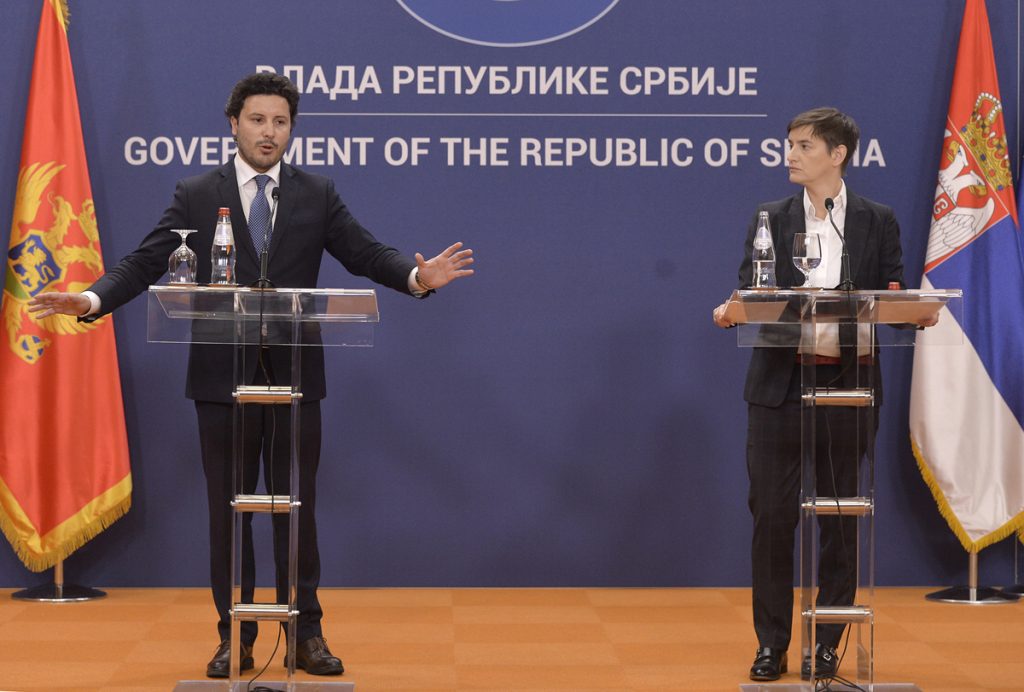ŽELIMO DA RESETUJEMO ODNOSE IZMEĐU DVE ZEMLJE! Premijerka Brnabić nakon sastanka sa Abazovićem: „Ni Srbija ni Crna Gora nemaju nikog bližeg!“