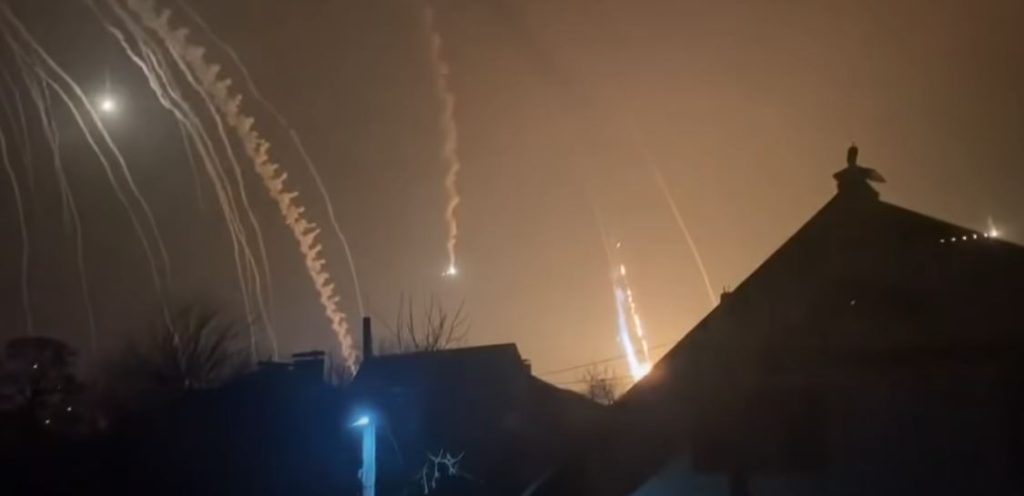 Snažne eksplozije u Kijevu! Oglasile se sirene!