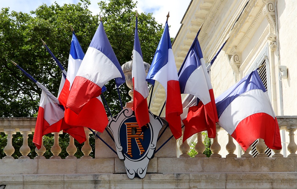 DIPLOMATSKI POTRES U PARIZU: Francuska nemilosrdna