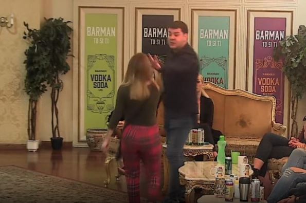 „MARŠ U IZOLACIJU!“ Gorana poletela ka Ivana Marinkoviću, a onda skočio i Mili (VIDEO)