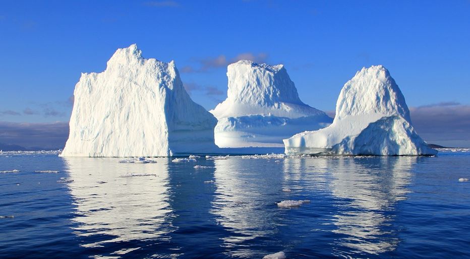 GRENLAND NESTAJE! Za nedelju dana se istopilo 18,4 milijarde tona leda!