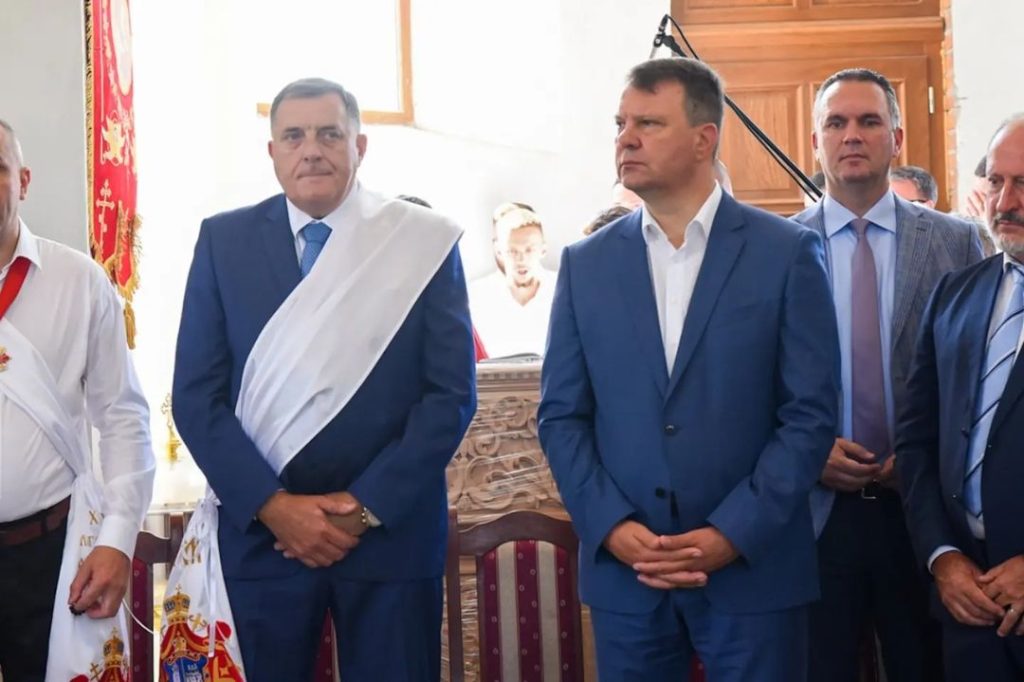 DODIK I MIROVIĆ JEDINSTVENI U STAVU O „OLUJI“: „Samo slogom i jedinstvom uspećemo da sprečimo da nam se zlo iz 90-ih godina ponovi“ (FOTO)