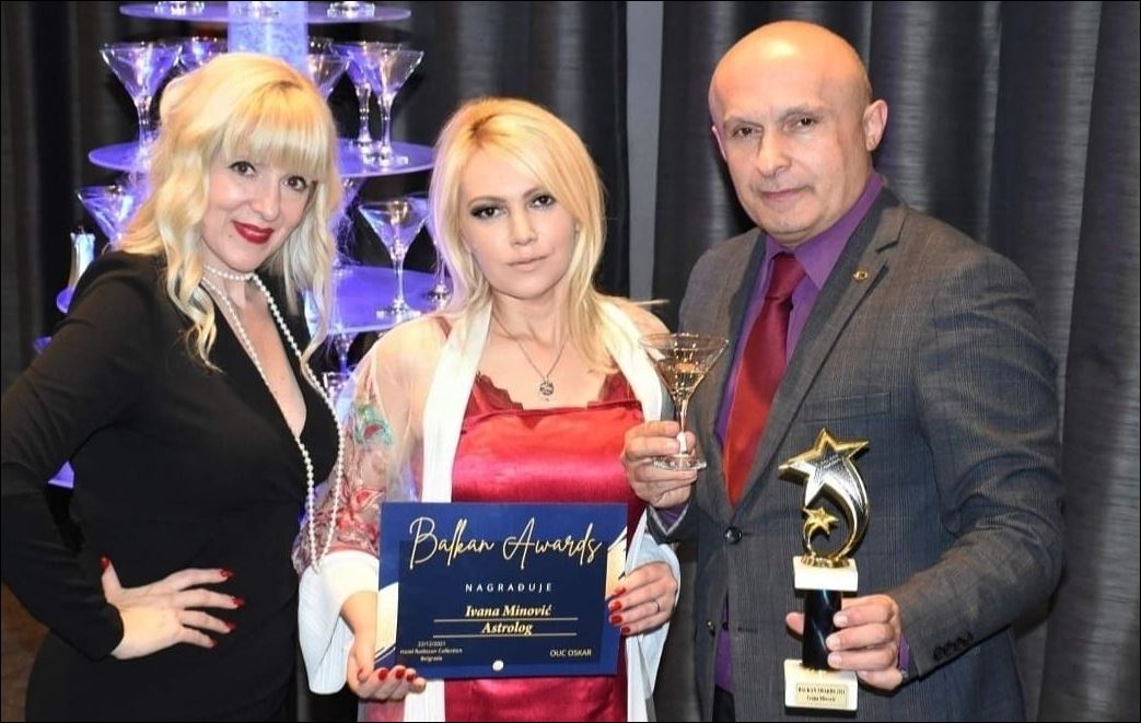 Priznanje Balkan Awards 2021 za astrologa Ivanu Minović dodeljeno je u Beogradu