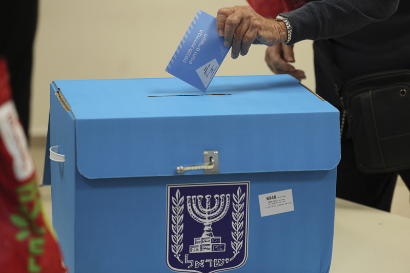 IZRAELCI DANAS ODLUČUJU: Peti parlamentarni izbori za manje od četiri godine mogli bi da znače povratak Netanjahua na vlast!