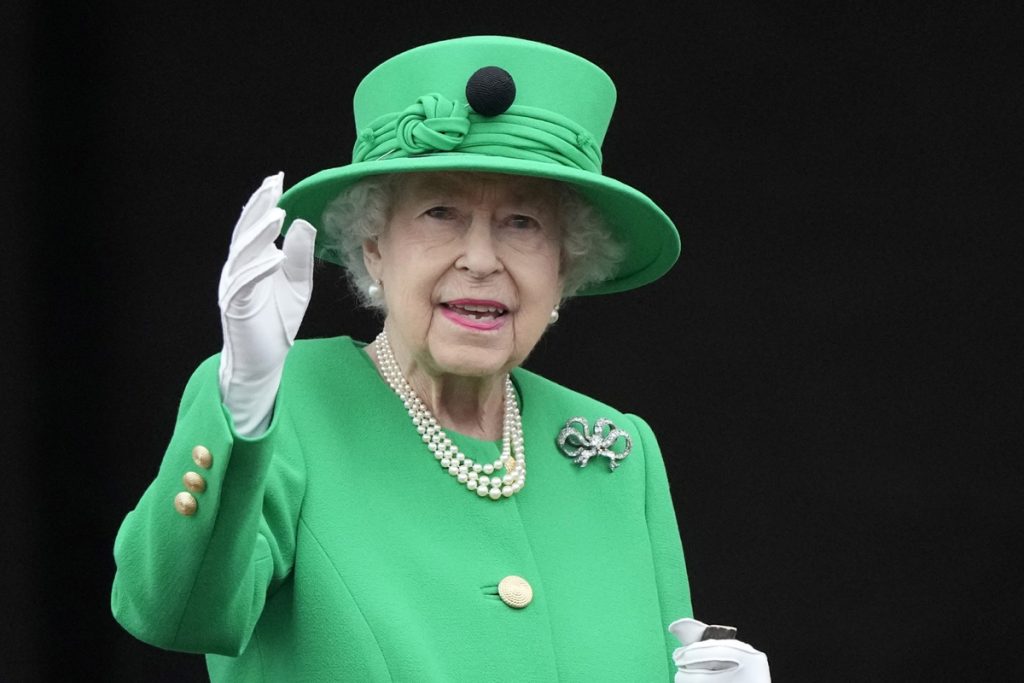 Kraljica Elizabeta prima Borisa Džonsona i novog premijera 6. septembra u zamku Balmoral!