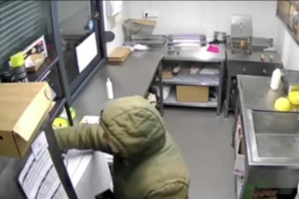 NONŠALANTNA KRAĐA UŽIVO: Pogledajte kako lopov krade novac u restoranu brze hrane u Novom Sadu! (VIDEO)