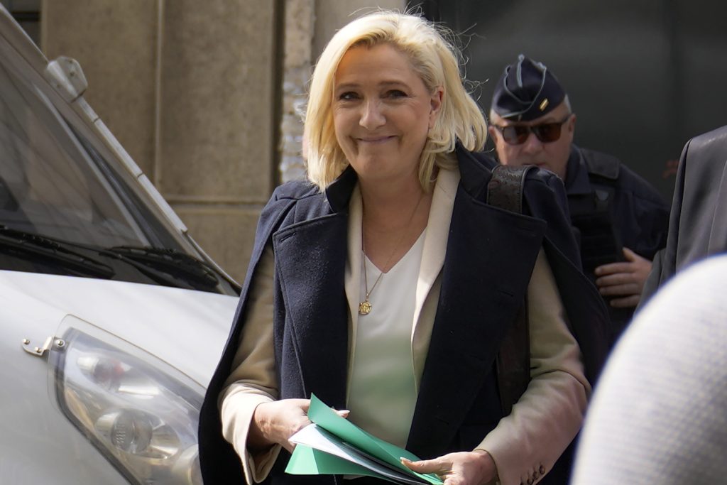 SRBIN POBEDIO U PARIZU U PRVOM KRUGU: Evo ko je Stefan Milošević, saradnik Marin Le Pen