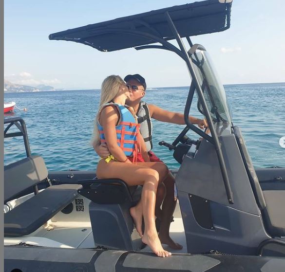 POBEDNICA ULOVILA MACANA I NE PUŠTA: Oni su kao eurokrem! (FOTO)