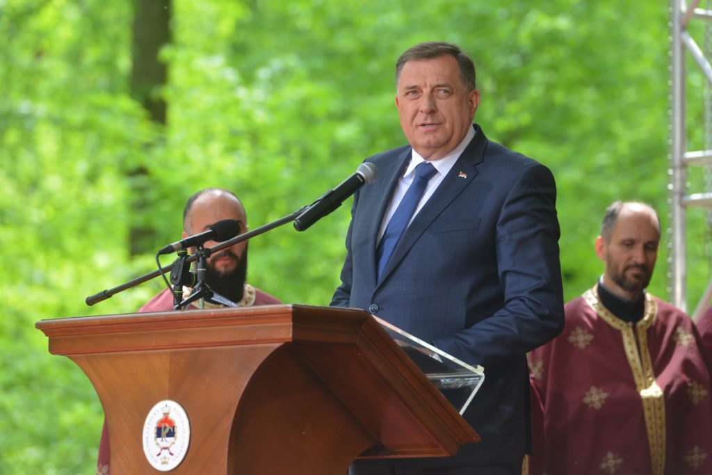 DODIK PORUČIO: Republika Srpska ostaje posvećena miru i poštovanju Dejtona (FOTO)