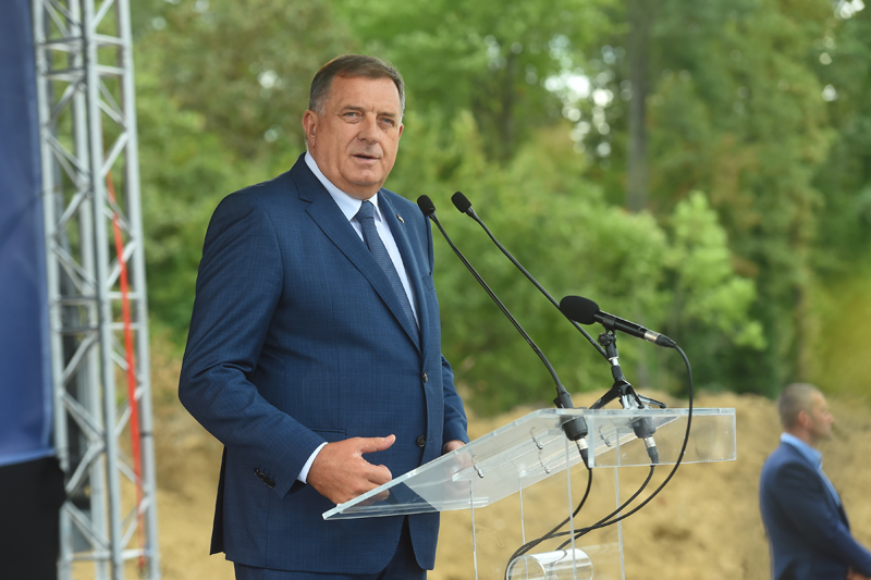 NASTAVIĆU DA JAČAM SRPSKU! Dodik: "Narod mi je dao podršku i neću oklevati da branim poziciju Republike Srpske"