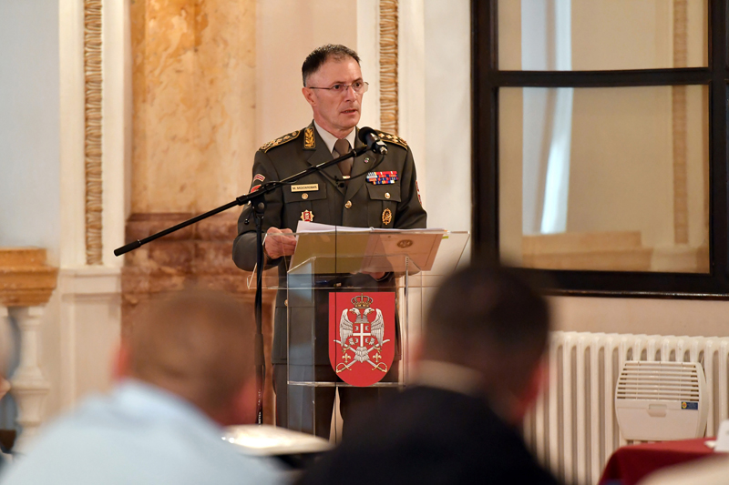 Načelnik generalštaba uputio čestitke pripadnicima Kopnene vojske povodom Dana vida