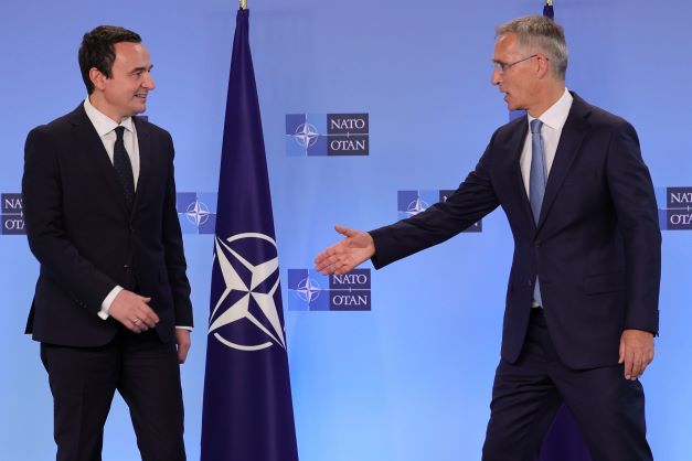 STOLTENBERG: KFOR spreman da interveniše! Kurti traži prijem u NATO!