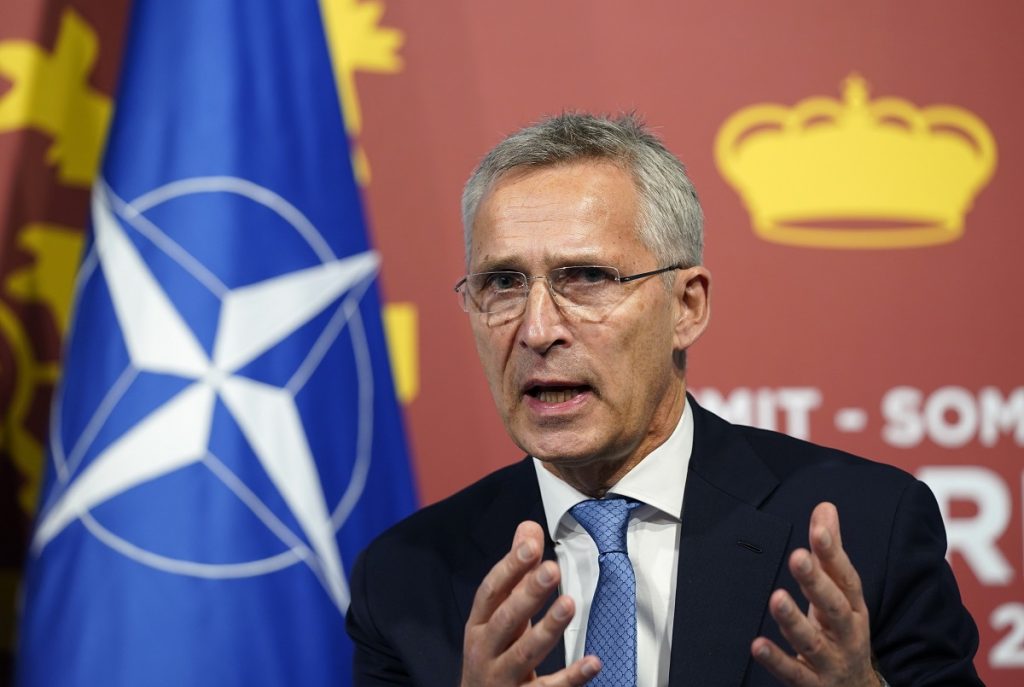 ŠOKANTNE TVRDNJE STOLTENBERGA: NATO se sprema za konfrontaciju sa Rusijom još od 2014. godine!
