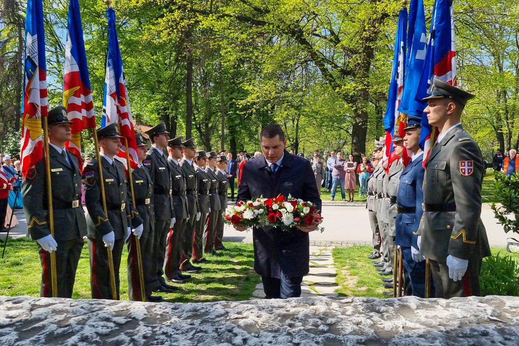 Pitali smo Beograđane da li znaju zašto se obeležavaju „Dani Beograda“? ODGOVORI ĆE VAS IZNENADITI (VIDEO)