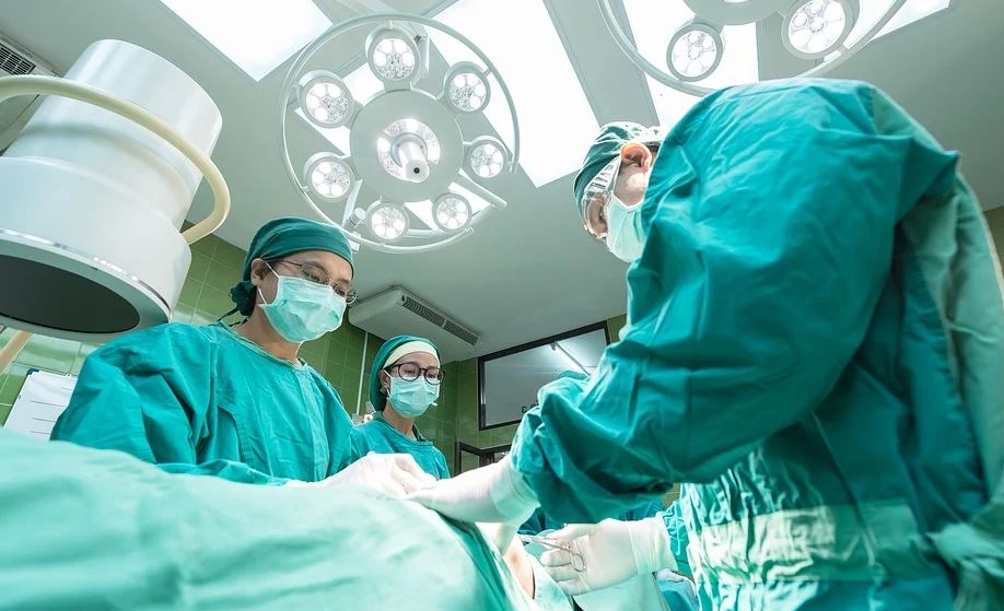 NOVI REKORD INSTITUTA DEDINJE: 10 mini-invazivnih operacija u jednom danu