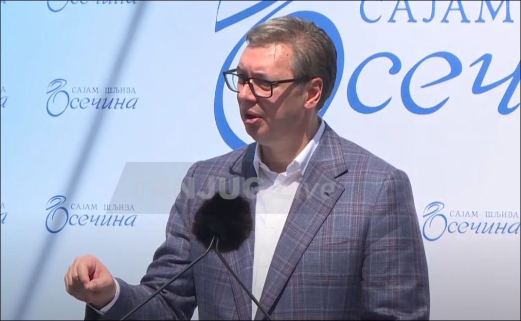 VUČIĆ U OSEČINI: Čuvaćemo nacionalne interese i našu decu, da nam kolevke budu pune (VIDEO)