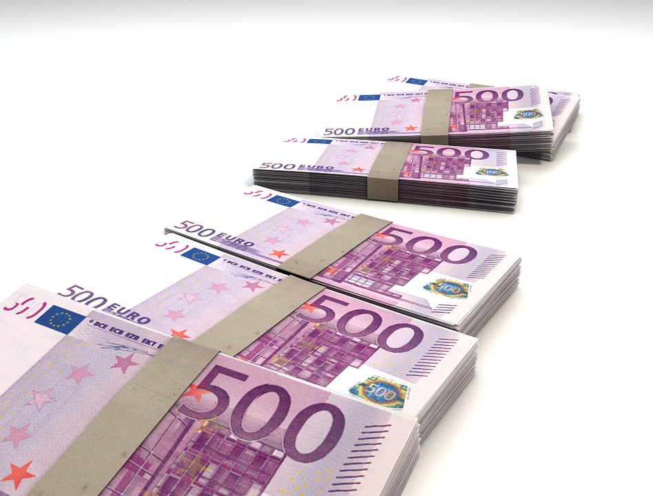 BEOGRAĐANIN uštedi 1.000 evra  za 3 meseca , i to sa  PLATOM od 42.000 dinara!
