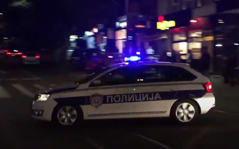 SAOBRAĆAJKA U CENTRU BEOGRADA: Sudar automobila i motora, policija na mestu nesreće!