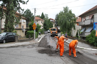 REKONSTRUKCIJA PUTEVA U RAKOVICI: Počeli radovi ulice Starca Milije