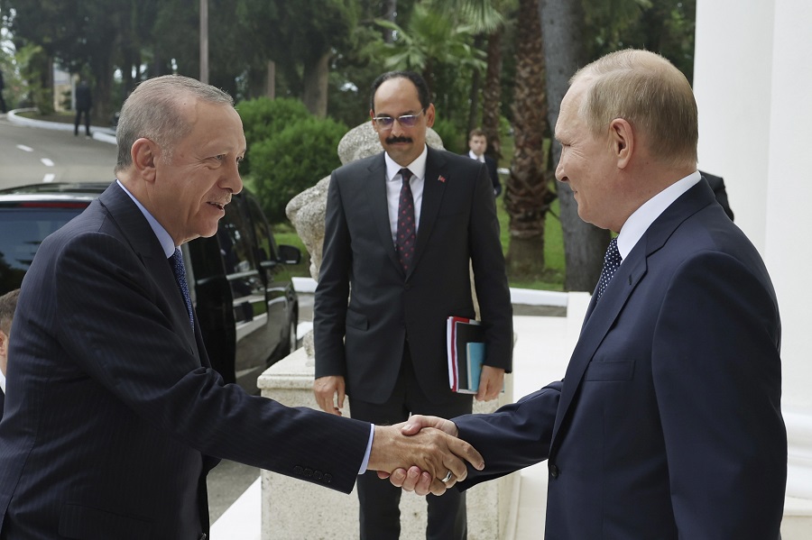 DRUGI SUSRET DVA LIDERA U 20 DANA: Erdogan stigao u Soči na sastanak sa Putinom! (VIDEO)