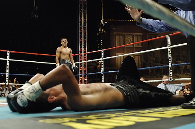 STRAHOTA U RINGU: Mladi bokser PREMINUO od nokauta