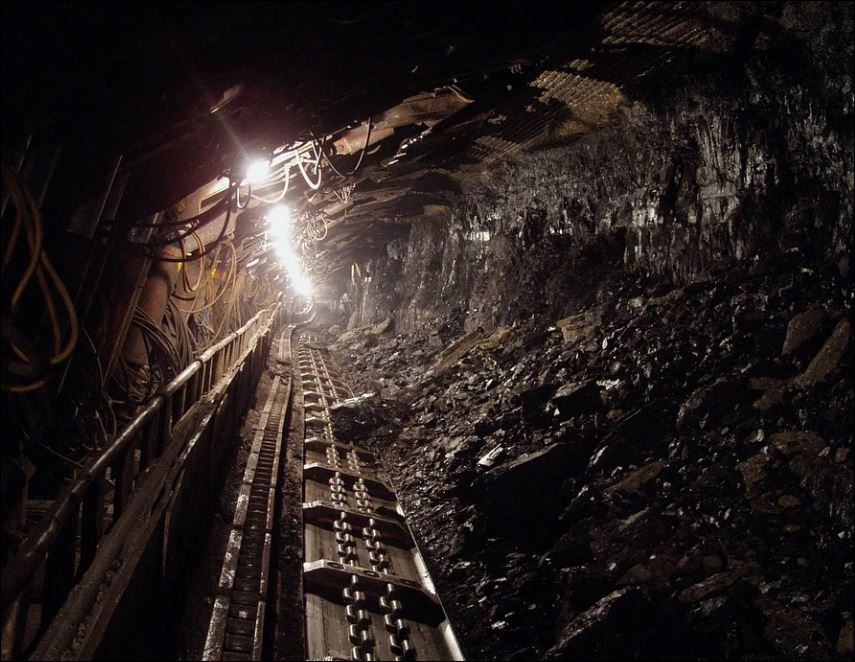„PONESTAJE IM KISEONIKA“: U toku dramatična akcija spasavanja 40 radnika zarobljenih u tunelu (VIDEO)