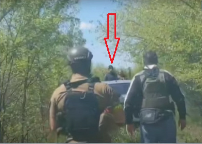 PUTINOVI KOMANDOSI ZAROBILI AMERIČKOG ŠPIJUNA U UKRAJINI! Uhvatili ga dok je pokušavao da POBEGNE (VIDEO)