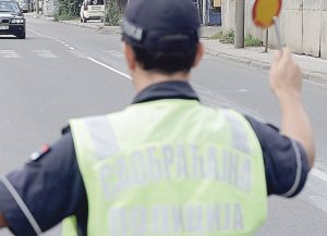 PUNE RUKE POSLA ZA ČAČANSKE SAOBRAĆAJCE: Četiri vozača upravljala automobilima pod dejstvom kanabisa