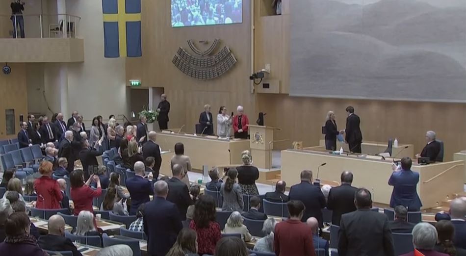 NEMILE SCENE U ŠVEDSKOJ: Desničarska političarka izazvala bes jevrejske zajednice zbog pogrdnih komentara o Ani Frank! (FOTO)