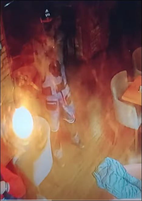 SNIMAK UBISTVA NA NOVOM BEOGRADU: Maskirani ubica likvidirao vlasnika kafića (UZNEMIRUJUĆI VIDEO)