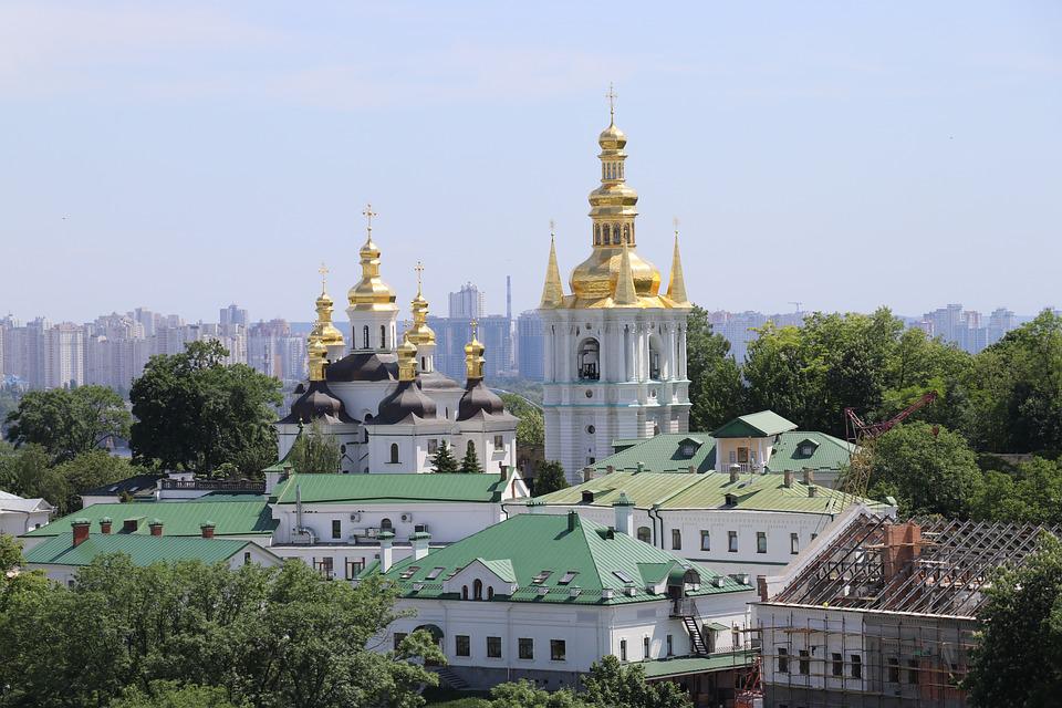 Monasi Kijevsko-pečerske lavre poručili Zelenskom: „Nemojte da sejete strah, nećemo se iseliti!“