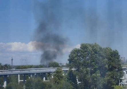 Tri ukrajinske bespilotne letelice kamikaze napale nuklearnu elektranu Zaporožje (VIDEO)