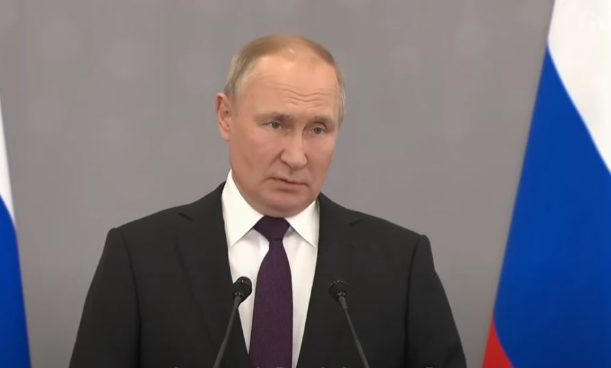 SAD KORISTE UKRAJINU KAO „UDARNU PESNICU“ NA RUSIJU: Putin siguran da se planira upotreba „prljave bombe“ za provokacije!