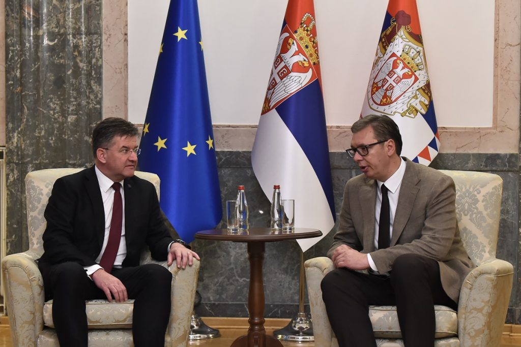 SUTRA VAŽAN SASTANAK: Predsednik Vučić sastaje se sa Lajčakom