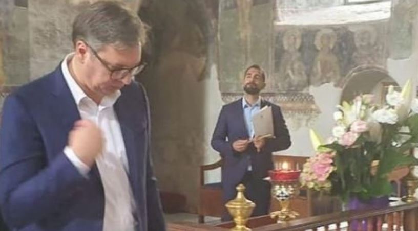 VUČIĆ U MANASTIRU MANASIJA: Ovo je jedna od najlepših svetinja! Dogovorili smo podršku i pomoć! (FOTO)