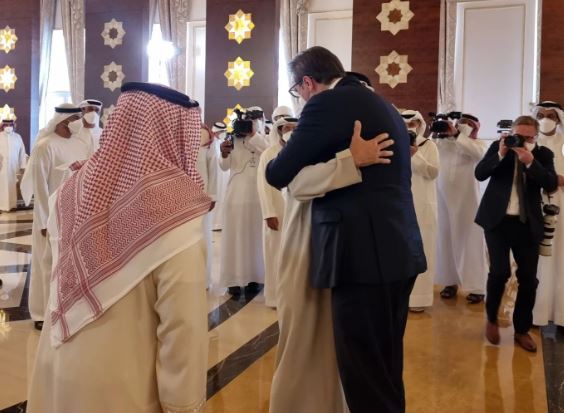 VUČIĆ ODAO POŠTU PREMINULOM VLADARU UAE: "Ponosan na iskreno prijateljstvo koje imamo sa šeikom Mohamed bin Zajed Al Nahjanom"