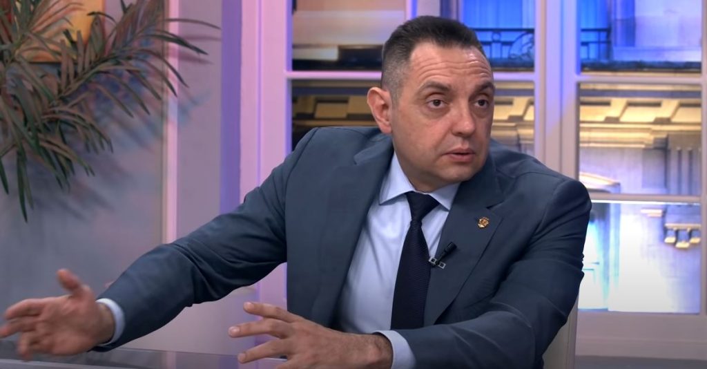 Ministar policije i lider Pokreta socijalista Aleksandar Vulin obavio svoju građansku dužnos