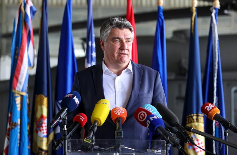 OGLASIO SE HRVATSKI PREDSEDNIK: „Što bi rekli u Srbiji ministar je pokušao da startuje Analenu Berbok“