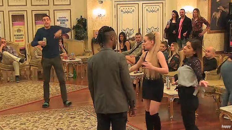 POSLE SVAĐE SVE JE SLAĐE! Mastor i Teodora zajedno? Baka Nada ostala bez teksta! (FOTO)