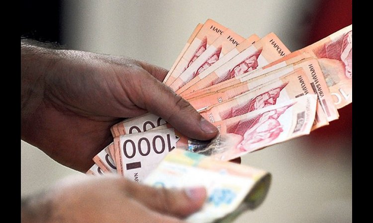 GRANIČNI PRELAZ GRADINA: Sprečeno krijumčarenje 100.000 falsifikovanih dinara!