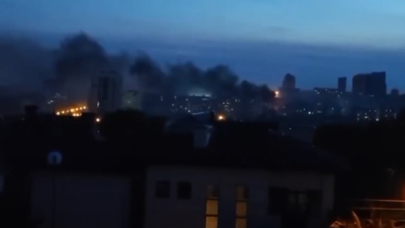 OFANZIVNI UDARI SNAŽNO ODJEKUJU: Ukrajinci napadaju centar Donjecka raketnim bacačima „Grad“!