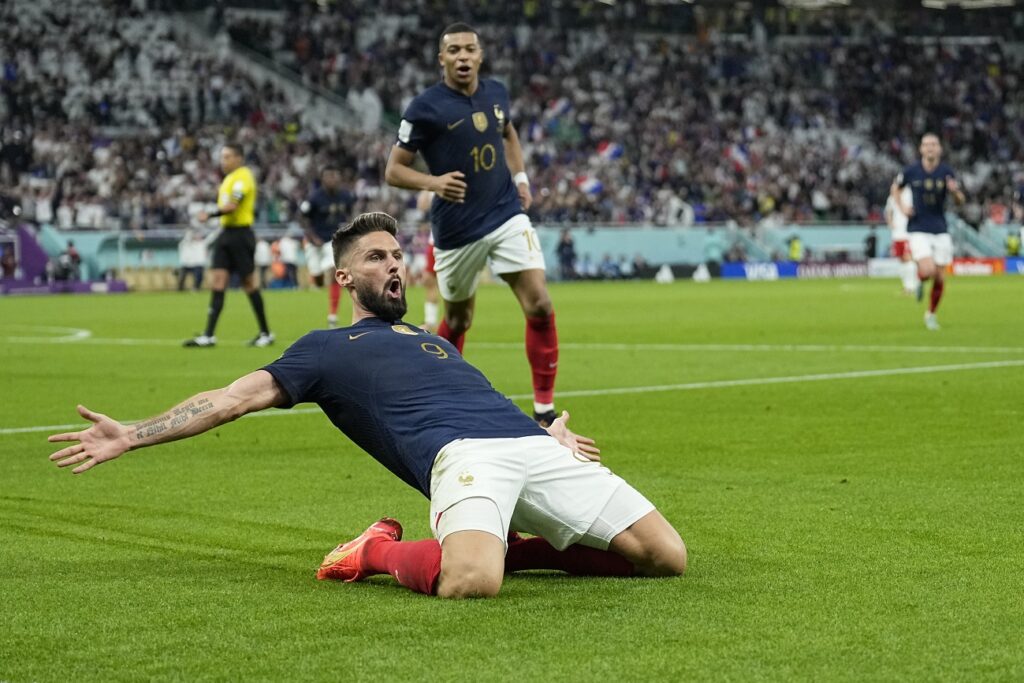 Fudbaleri Francuske pobedom nad Poljskom 3:1 (1:0) plasirali su se u četvrtfinale Mundijala u Kataru, Žiru postao najbolji stelac u istoriji „trikolora“! (FOTO)