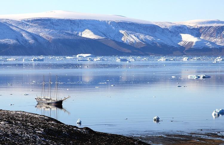 SLUŠANJE TALASA: Nova tehnika praćenja OTAPANJA ledenog pokrivača na Grenlandu