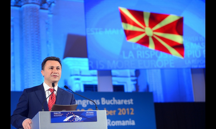 PRAVA I PROCEDURA: Ocenio Gruevski! (FOTO)