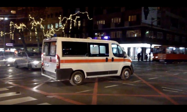 BURNA NOĆ U BEOGRADU: Troje povređenih u Karađorđevoj ulici!