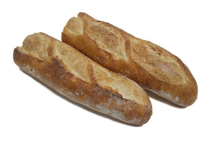 ODLIČAN TRIK: Evo kako da vam hleb ostane SVEŽ dugo, dugo!