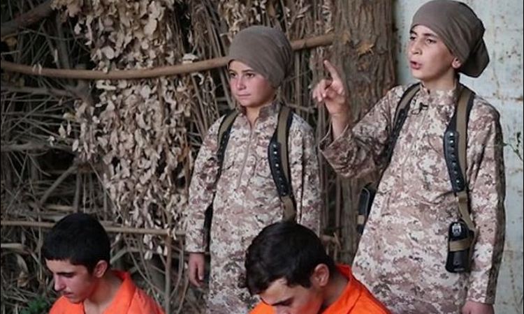 jezivo i bizarno u isto vrme: Islamska deca-teroristi prete Vladimiru Putinu (foto i video)