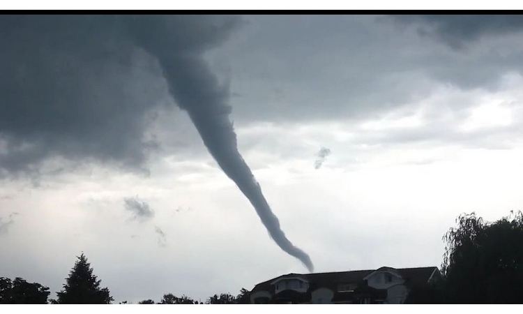 HAOS U JAGODINI: „Tornado“  napravio OGROMNU ŠTETU