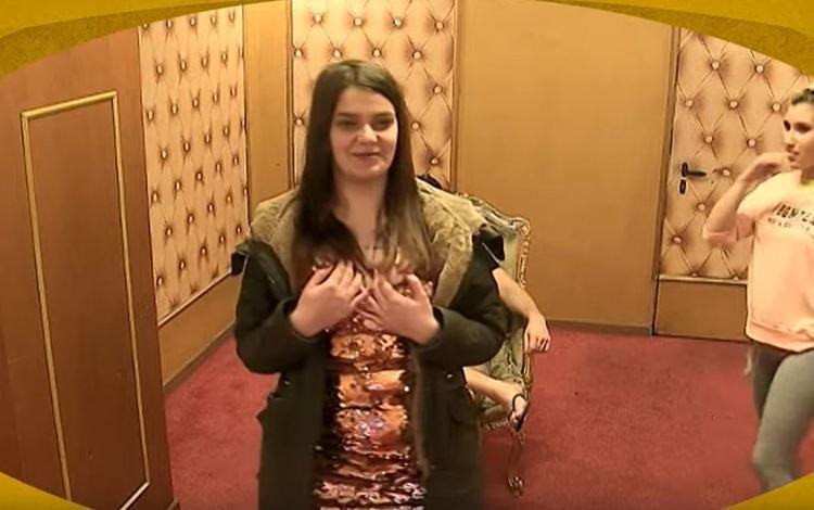 KOMARAC ZARAZIO UKUĆANKU! Kristina priznala da ima čudne simptome